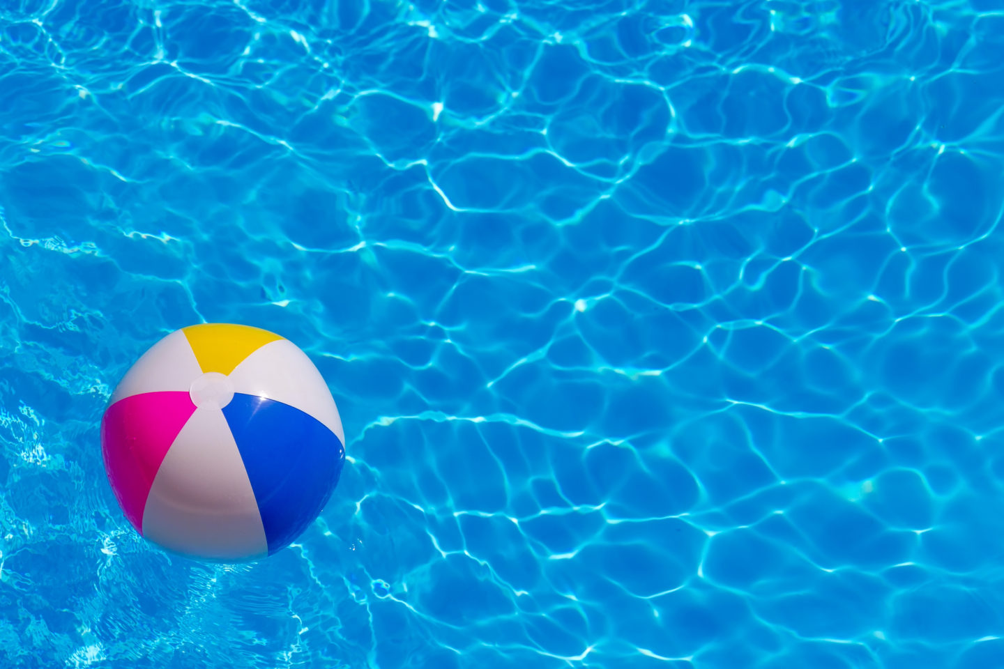 beachball in pool